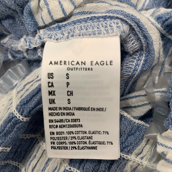 AMERICAN EAGLE Outfitters Smocked Peplum Crop Top in Blue and White Size Small - Picture 5 of 5